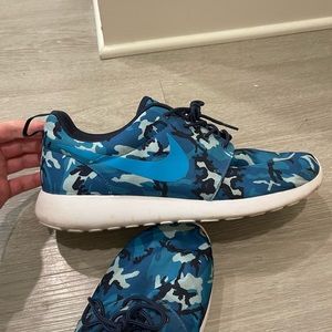 Nike Shoes | Nike Roshe Mens Size 12 Camo Blue Sneakers | Color: Blue/White | Size: 12 | Dayp21's Closet